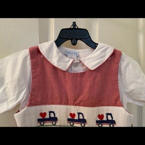Vive La Fete Boys Smocked Valentines Day Red Gingham Shortall Set Size 3 NWT - Picture 2 of 7